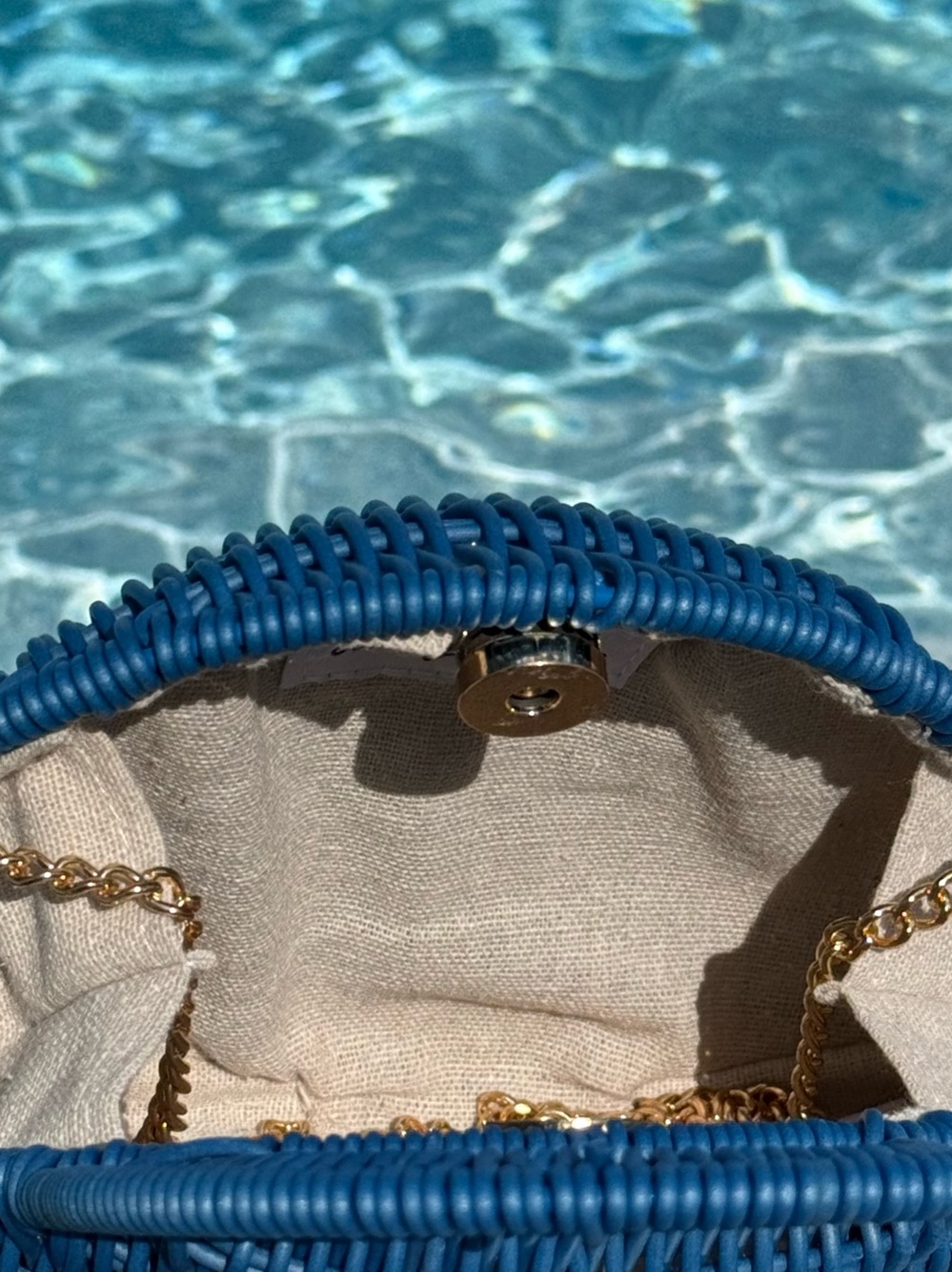 New Tommy Bahama Blue Whale Woven Top-Handle Bag - Picture 7 of 11